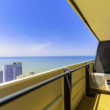 Luxury Beach Front Hotel 바투미 외부 사진