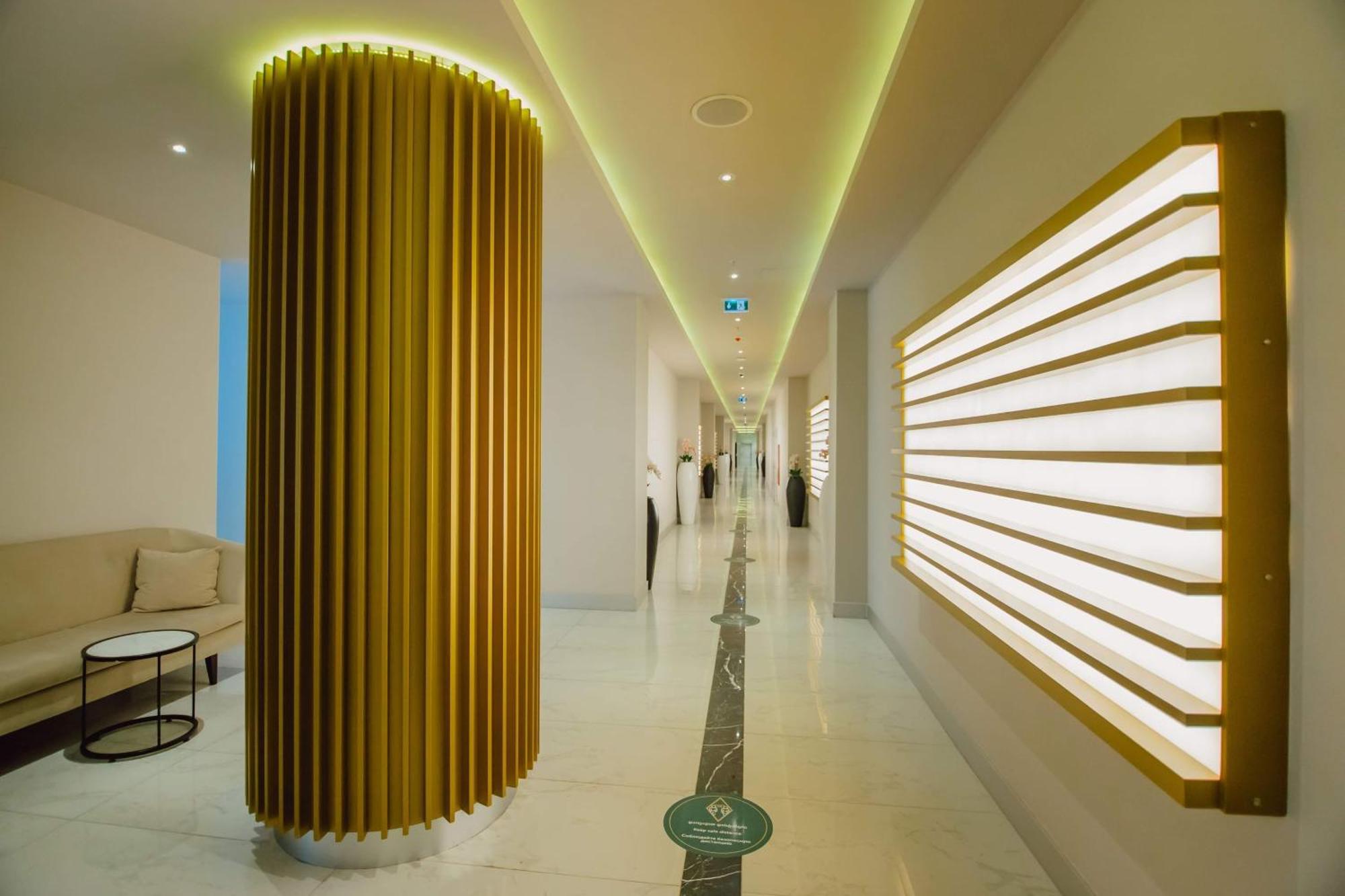 Luxury Beach Front Hotel 바투미 외부 사진