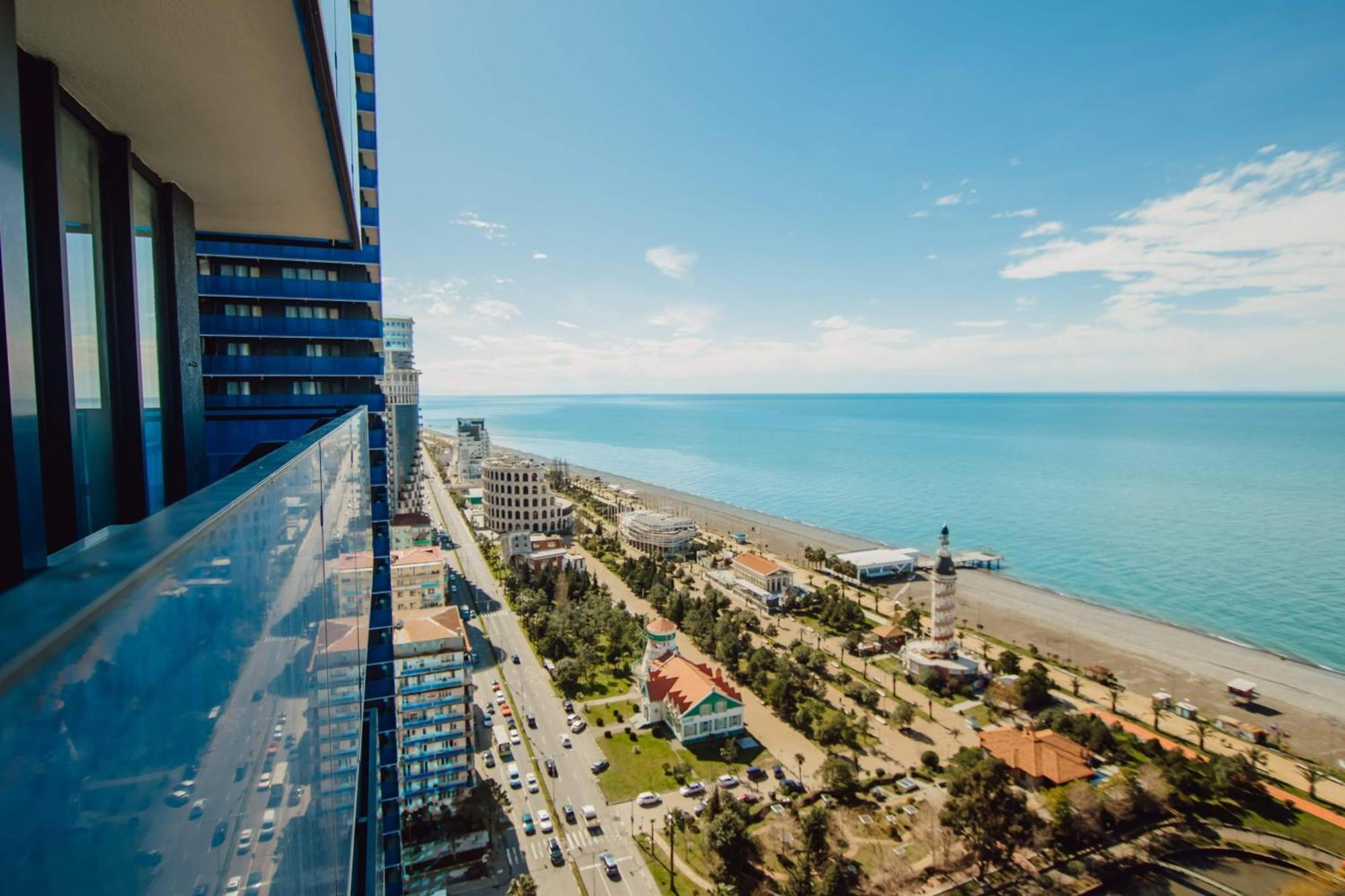 Luxury Beach Front Hotel 바투미 외부 사진