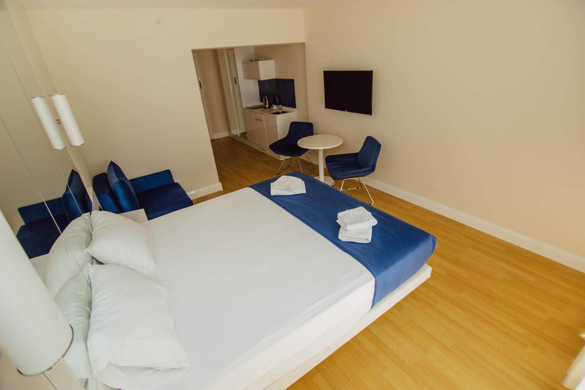 Luxury Beach Front Hotel 바투미 외부 사진